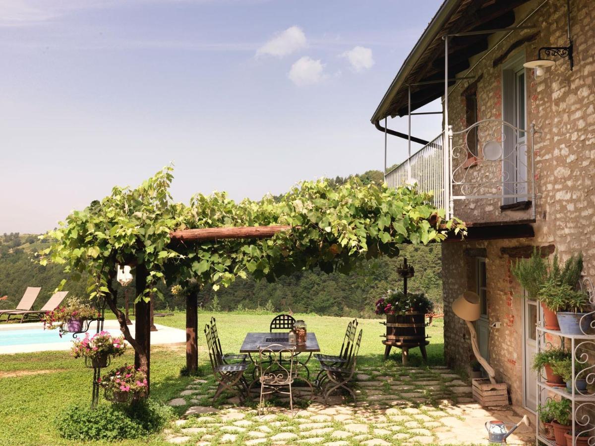 Cascina Facelli - Luxury Bed and breakfast