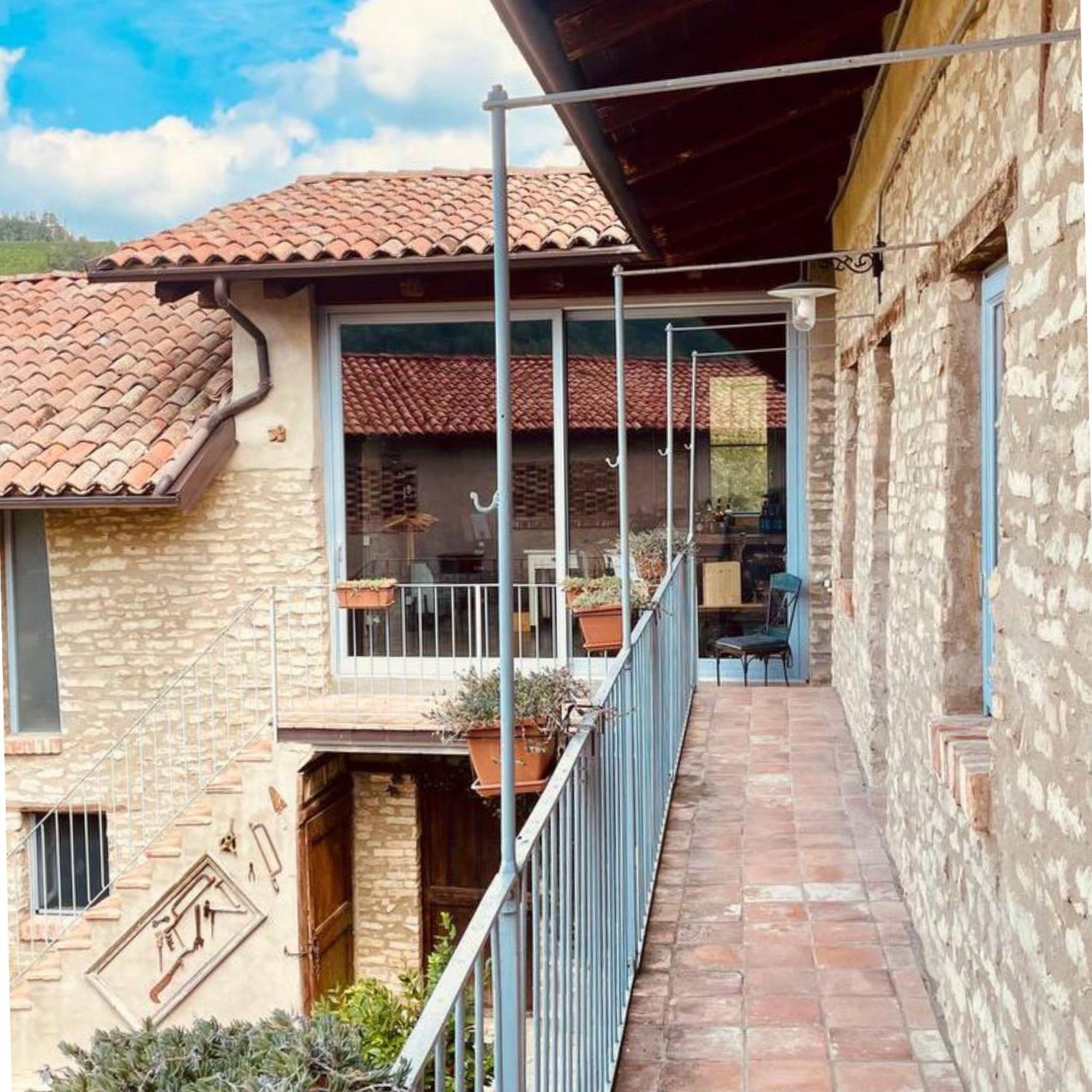 Cascina Facelli - Luxury * Bossolasco